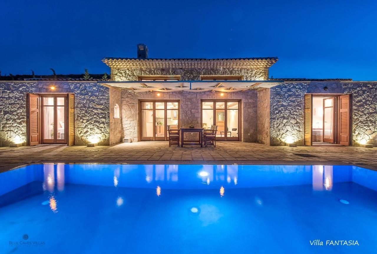 Blue Caves Villas - Exceptional Villas With Private Pools Direct Access To The Sea Koríthion Exterior foto